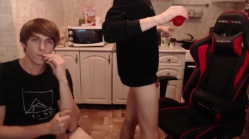 Howardkottam  29-08-2021 video biglips